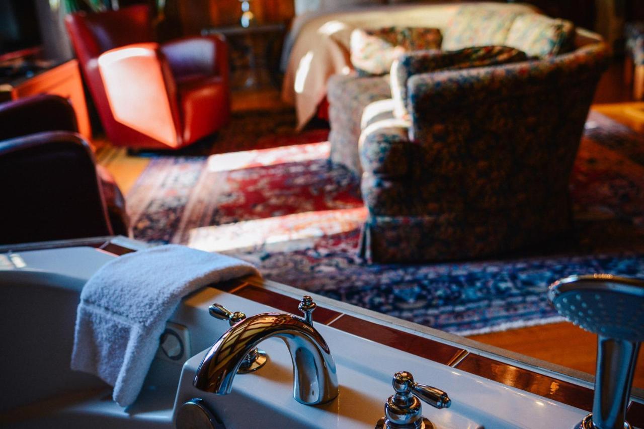 Dashwood Manor Seaside Bed & Breakfast Victoria Luaran gambar