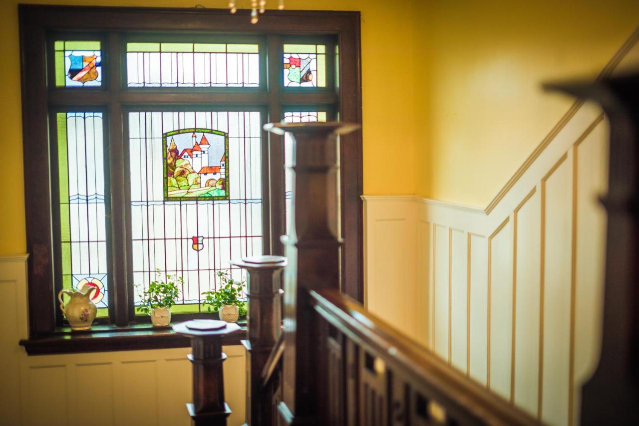 Dashwood Manor Seaside Bed & Breakfast Victoria Luaran gambar