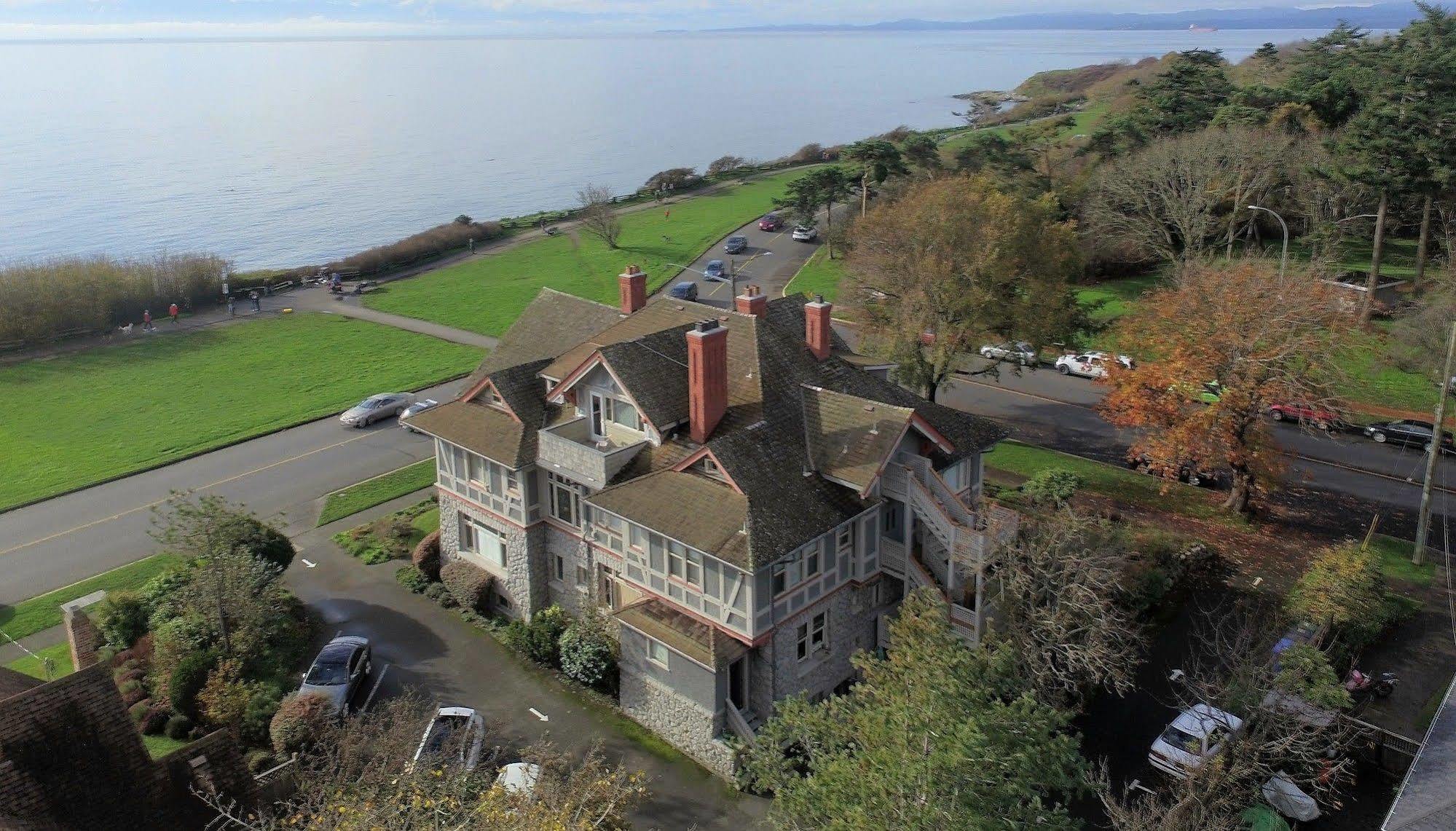 Dashwood Manor Seaside Bed & Breakfast Victoria Luaran gambar