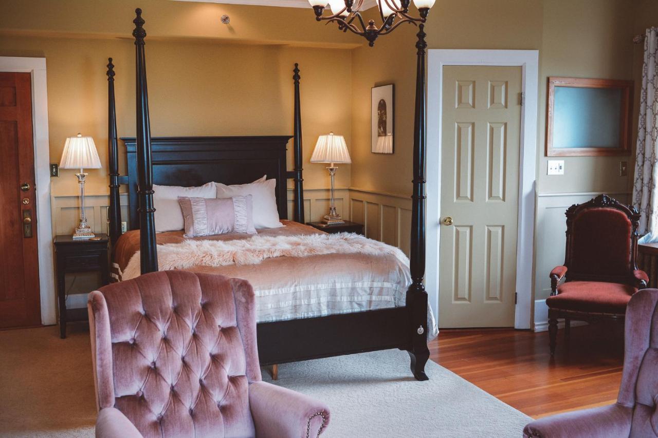 Dashwood Manor Seaside Bed & Breakfast Victoria Luaran gambar